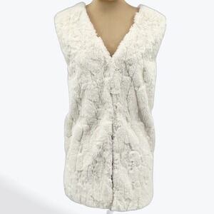 She + Sky Faux Fur Vest Ivory Sleeveless Cozy Warm Winter Layering Top‎ Womens
